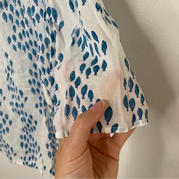 Roberta roller rabbit fish all over print blouse - Picture 4 of 7